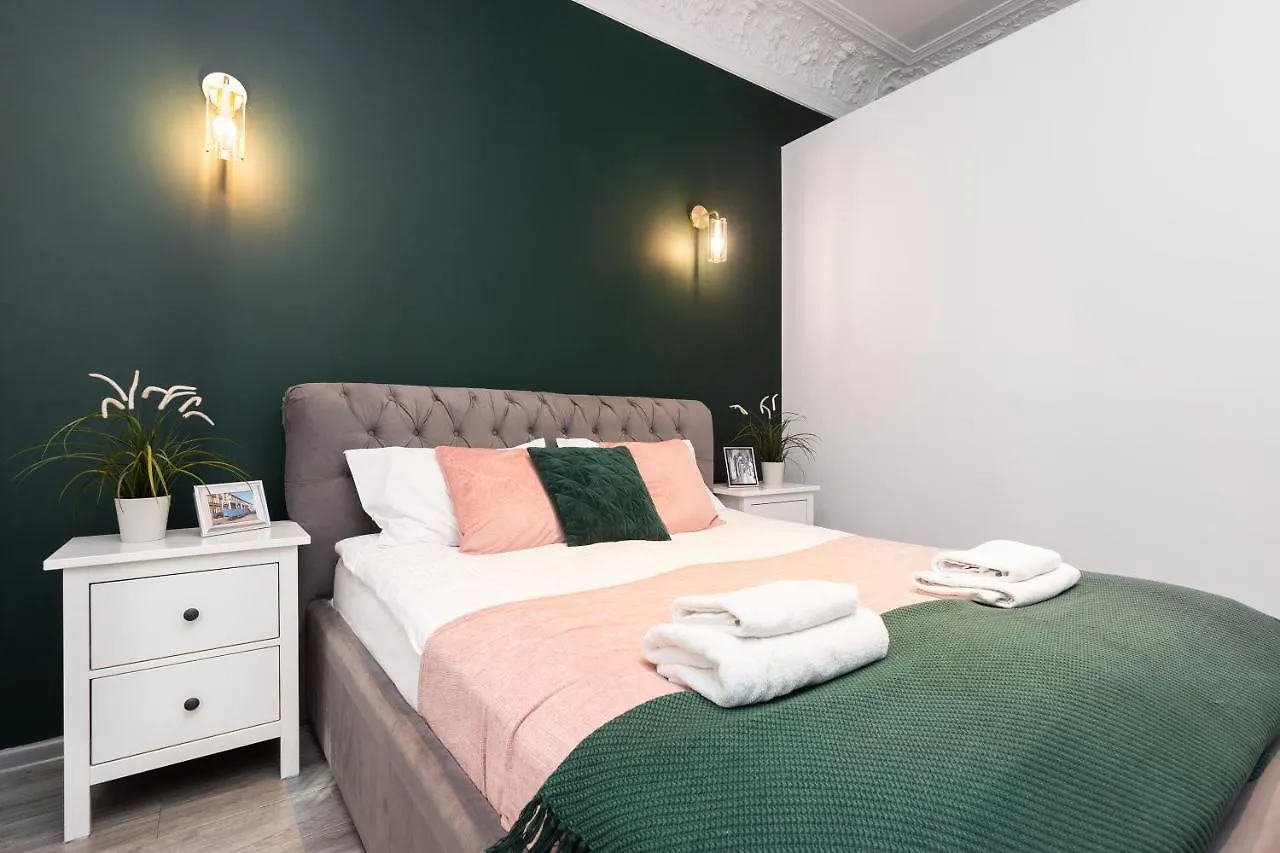 Luxury Apartments Old Town Topolowa Краков